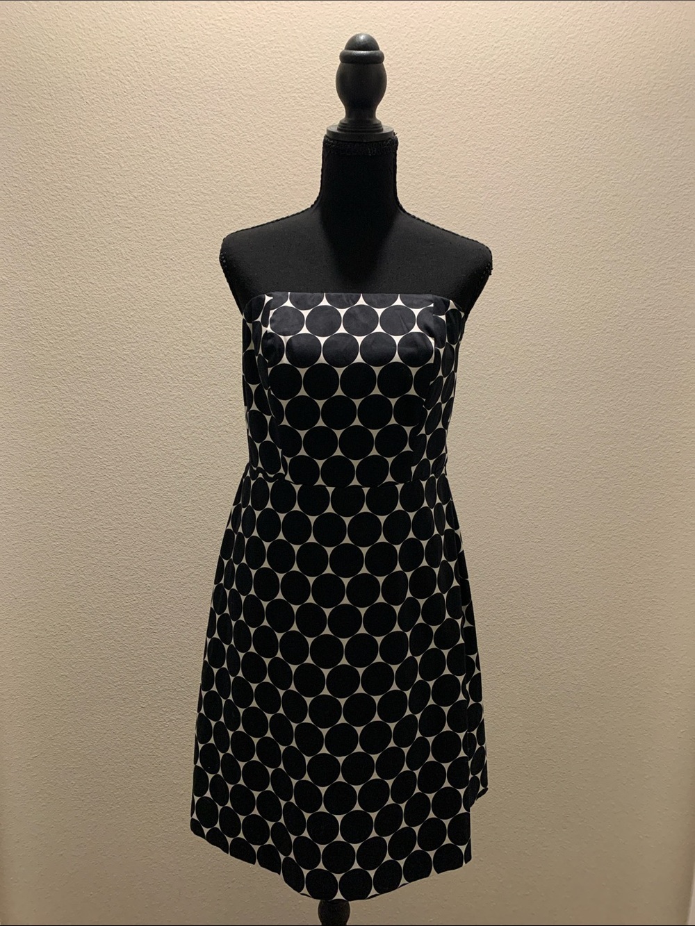 The Limited Strapless Black and White Polka Dot Dress NWOT (Size 8)